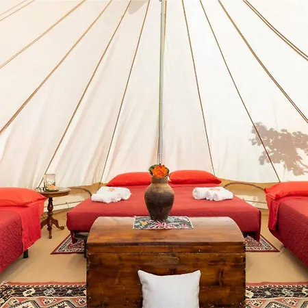 Campsite Gole Alcantara Motta Camastra