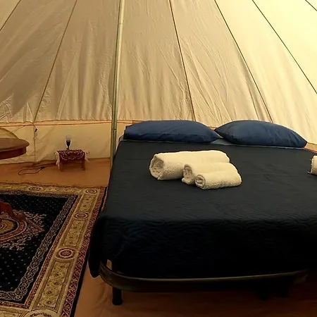 Kemping Gole Alcantara Motta Camastra