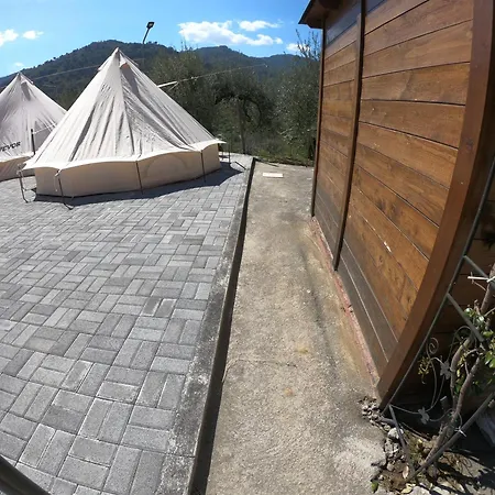 Gole Alcantara Kemping Motta Camastra